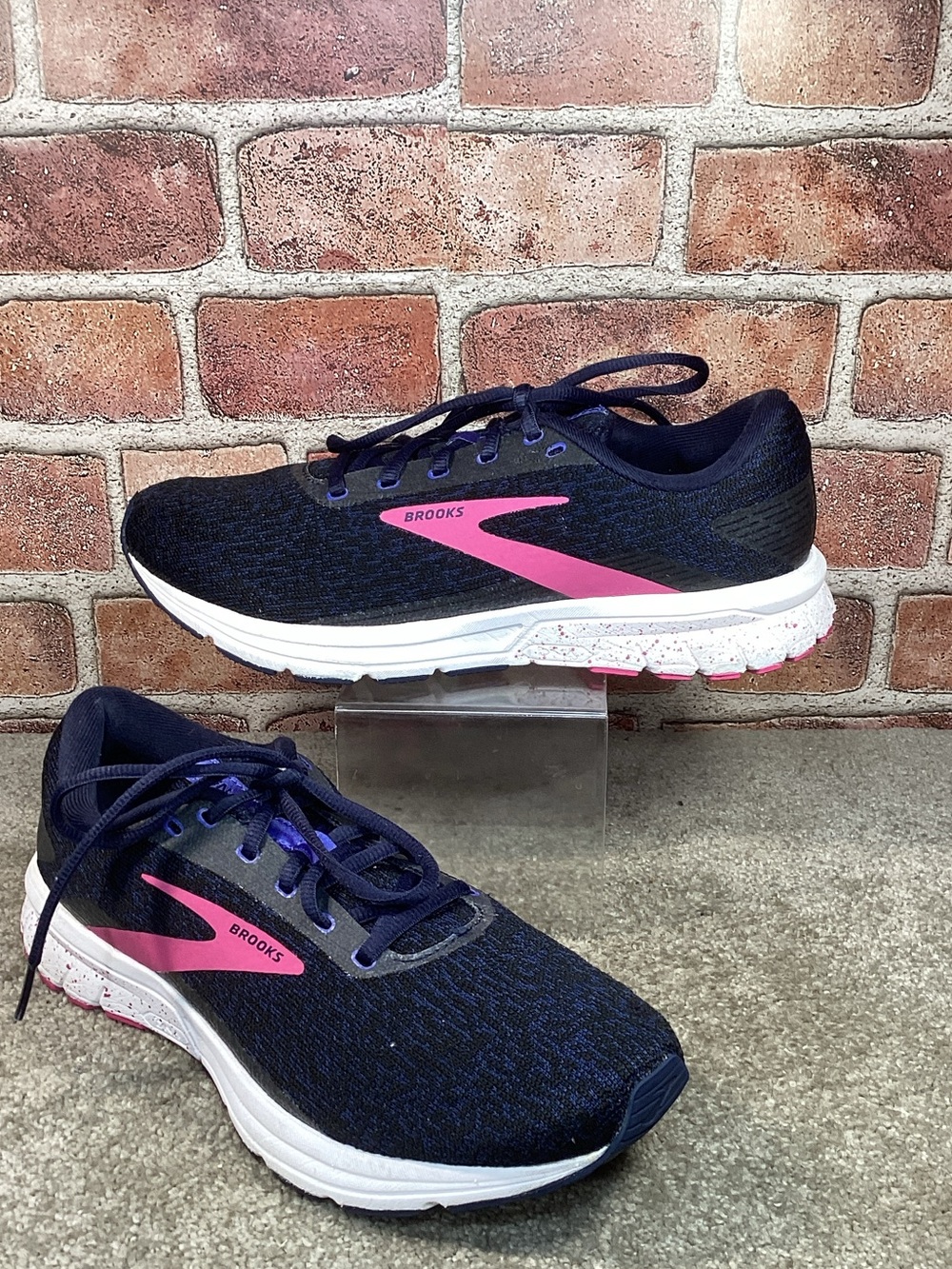 Brooks Signal 3 Women’s Lightweight running shoes sneakers size 10